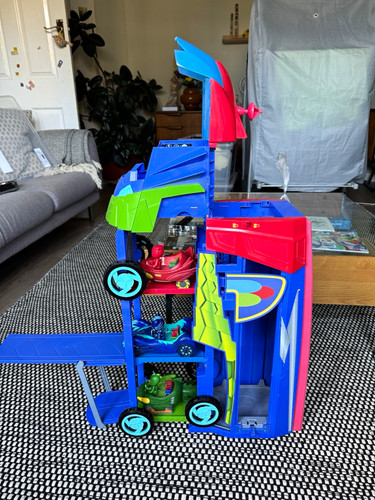 Masks playset in - pj, 2