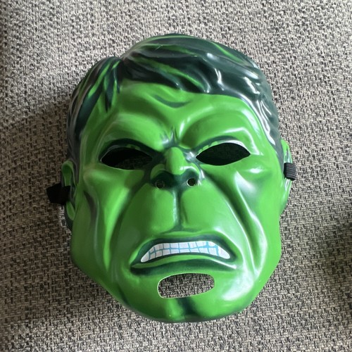Green superhero hulk face full - superhero,